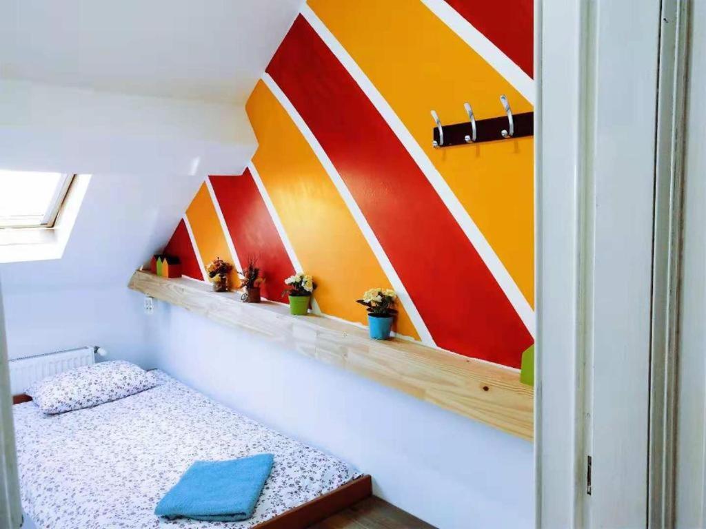בריסל Cozy Rooms With Share The Bathroom And Kitchen מראה חיצוני תמונה