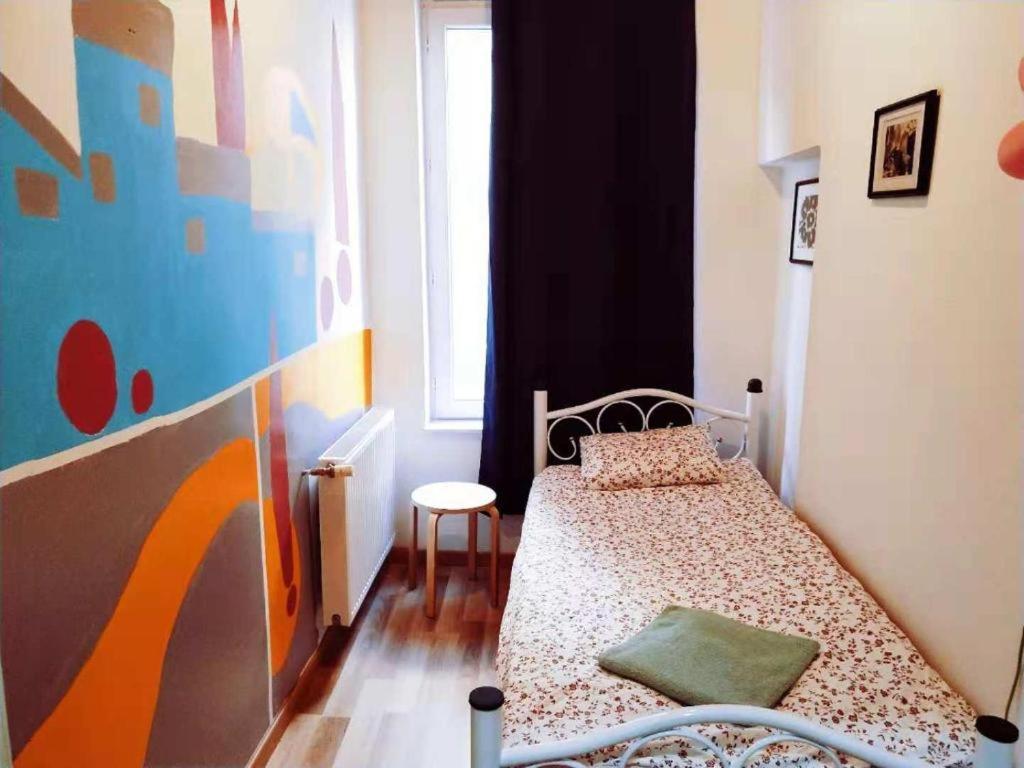 בריסל Cozy Rooms With Share The Bathroom And Kitchen מראה חיצוני תמונה